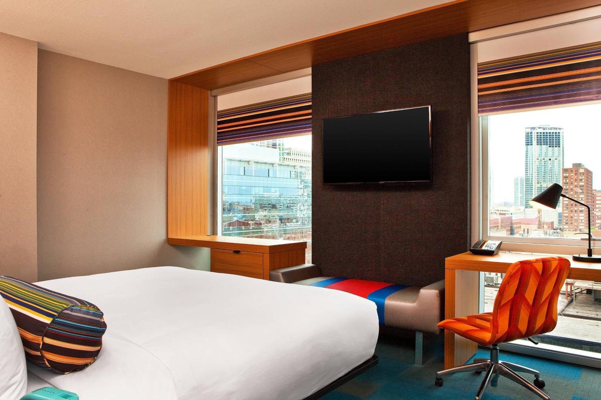 Aloft Chicago Downtown River North Exterior foto